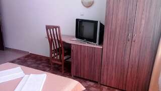 Отель Blyan Family Hotel Чифлик Двухместный номер с 1 кроватью и балконом-3